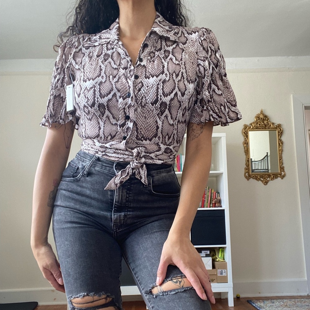 Afrm Flutter Sleeve Wrap Waist Button Up Blouse - image 5